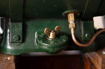 engine-key-close-up